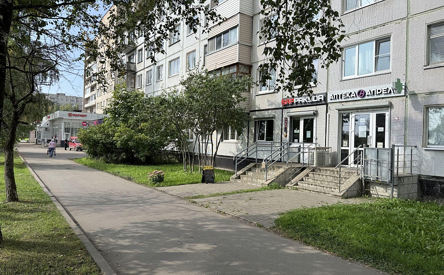 Сдам торговое помещение, 42,8 м² фото