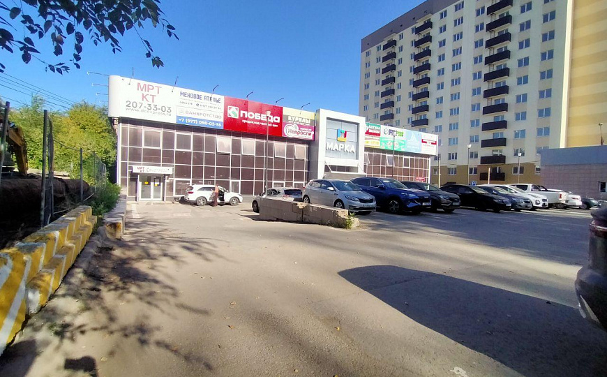 Действующий торгово-офисный центр фото