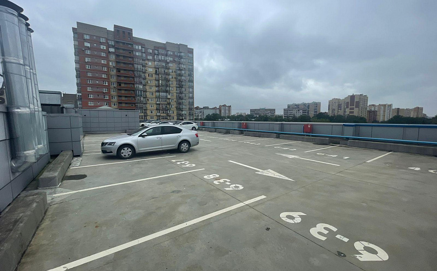 33 парковочных места в БЦ НА НОВОЙ, 396 м² фото