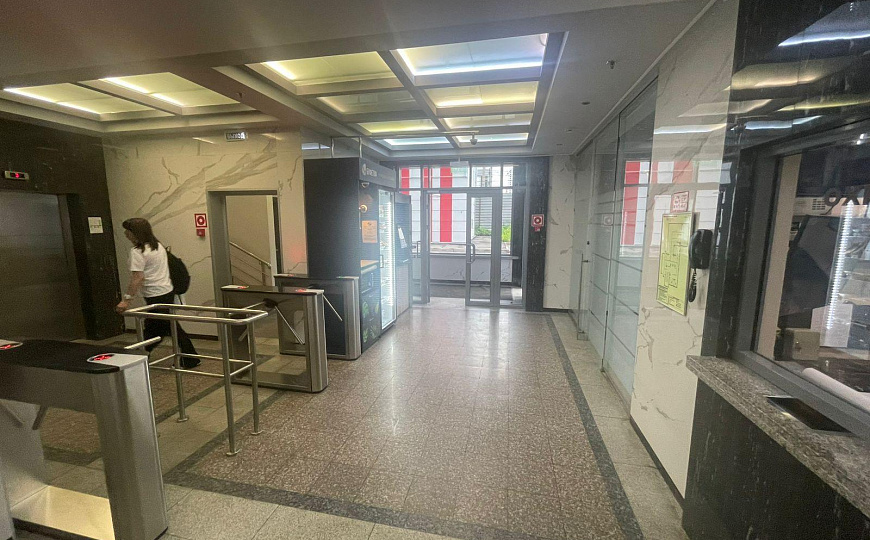 Сдам ПСН в БЦ НА НОВОЙ 67,2 м² фото