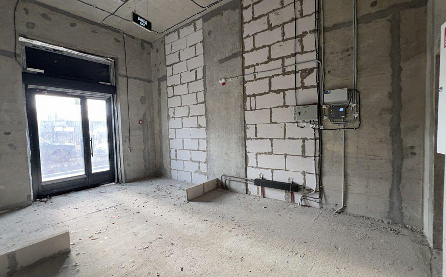 Сдам торговое помещение, 96 м² фото