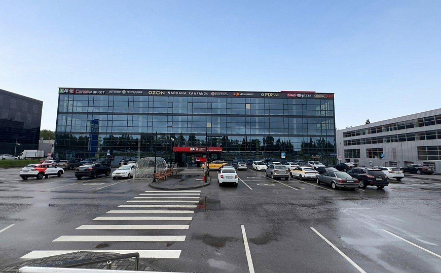 Свободного назначения,3560м2 в ТЦ фото