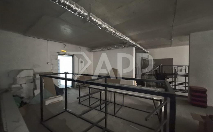 Сдаю помещение свободного назначения, 313 м² фото