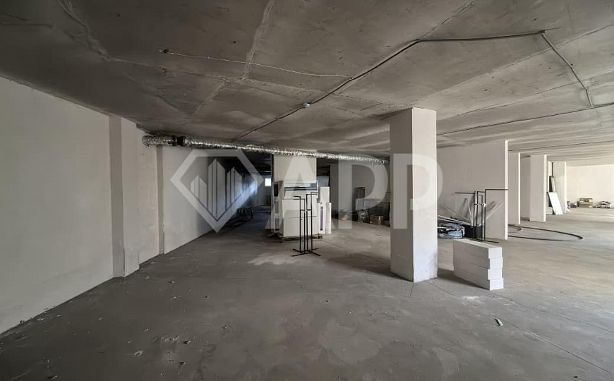 Сдаю помещение свободного назначения, 313 м² фото