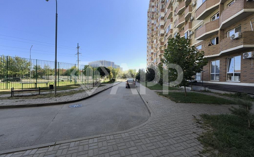 Сдаю помещение свободного назначения, 313 м² фото