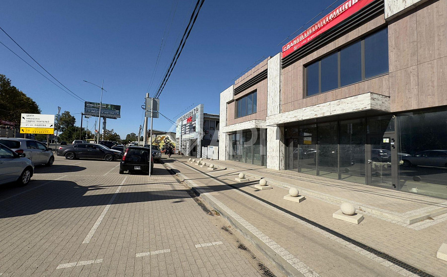 Сдаю отдельно-стоящее здание, 300 м² фото