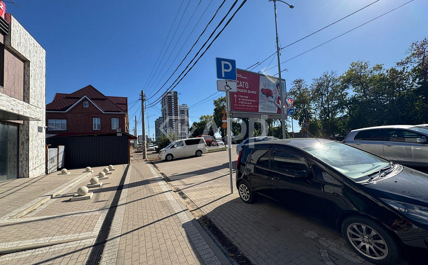 Сдаю отдельно-стоящее здание, 300 м² фото