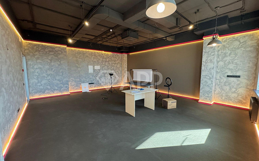 Сдаю бизнес-центр/офисный центр, 46 м² фото