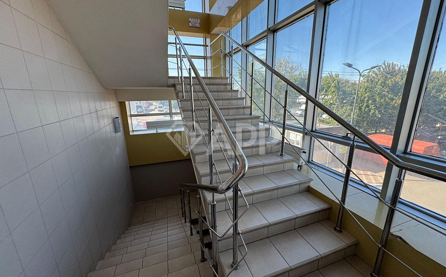 Сдаю бизнес-центр/офисный центр, 36 м² фото