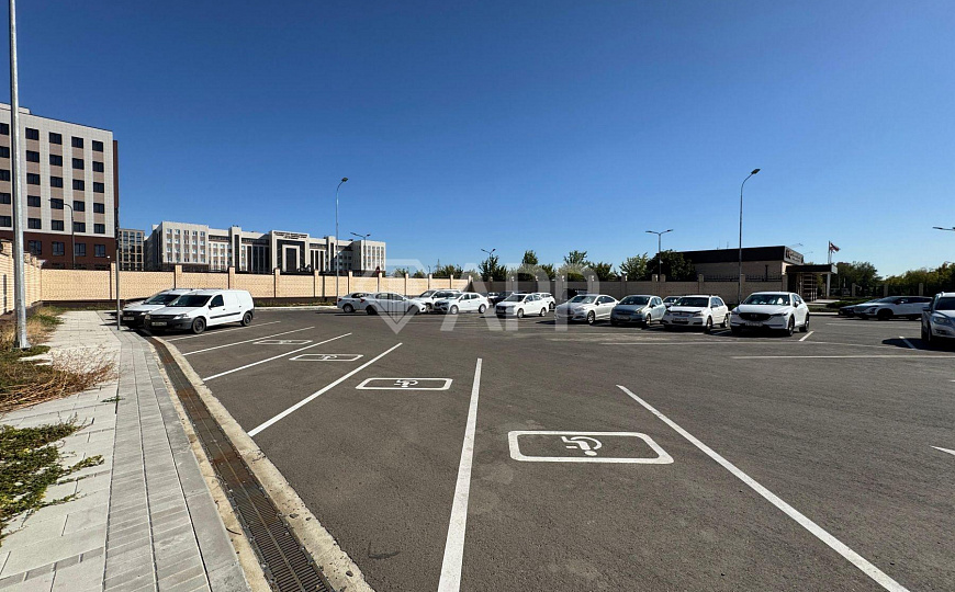 Сдаю бизнес-центр/офисный центр, 36 м² фото