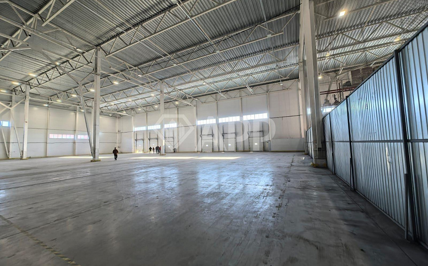 Сдаю складское помещение, 3 000 м² фото