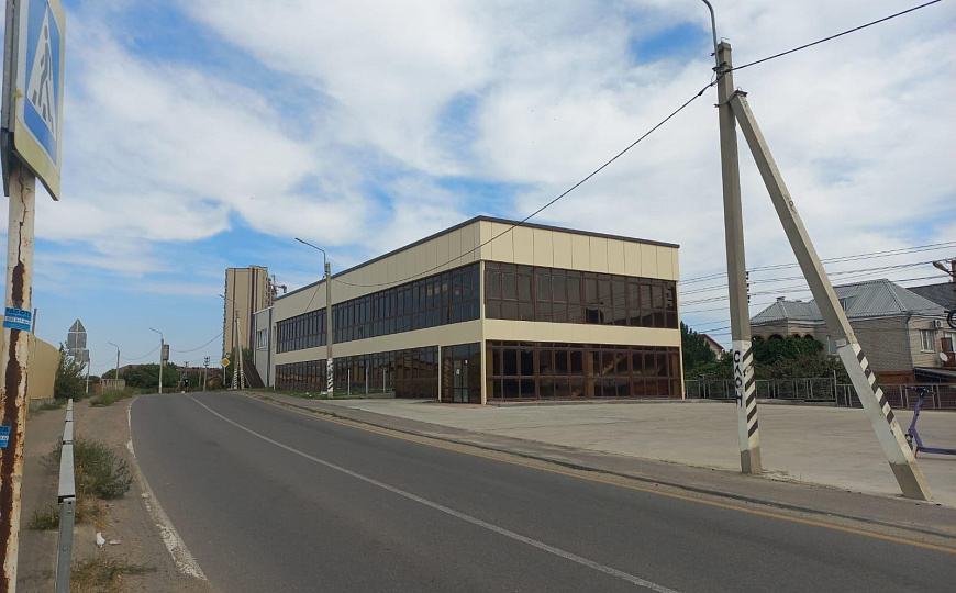 Сдаю отдельно стоящее здание свободного назначения, 990 м² фото