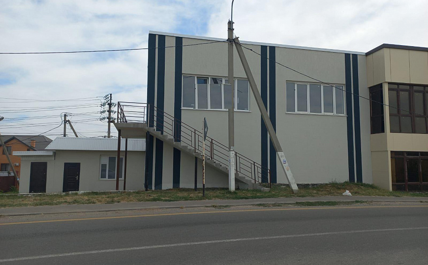 Сдаю отдельно стоящее здание свободного назначения, 990 м² фото