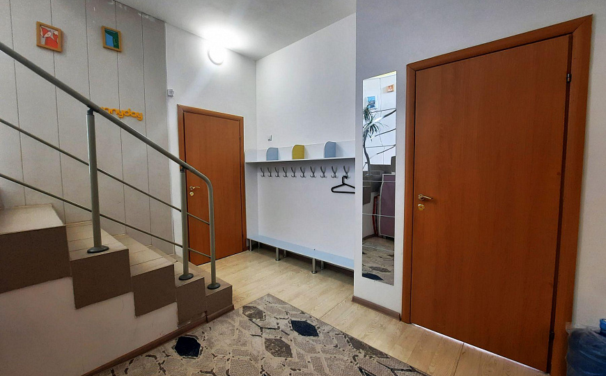 Продам офисное помещение, 553 м² фото