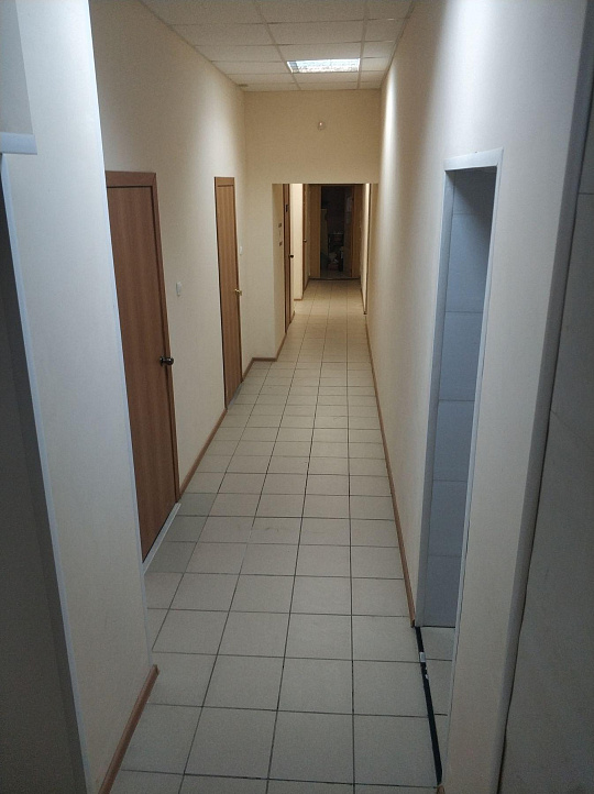 Продам офисное помещение, 553 м² фото