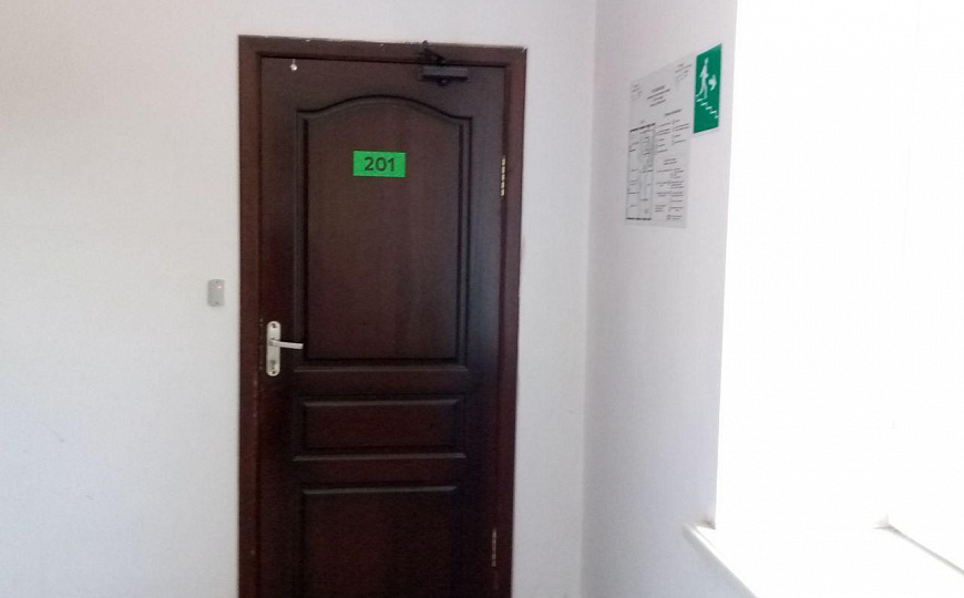 Отдельно стоящее здание фото