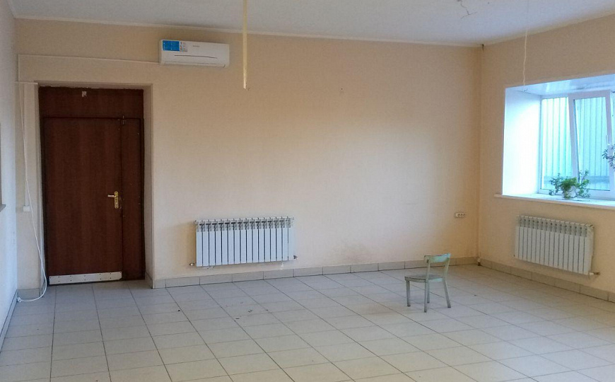 Отдельно стоящее здание фото