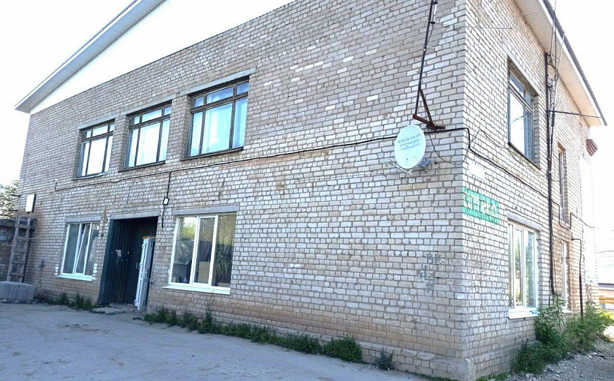 Отдельно стоящее здание 380,1 м2 фото