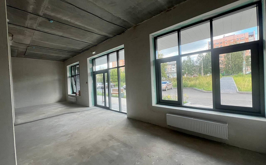 Аренда помещения свободного назначения, 1 линия, высокий трафик фото