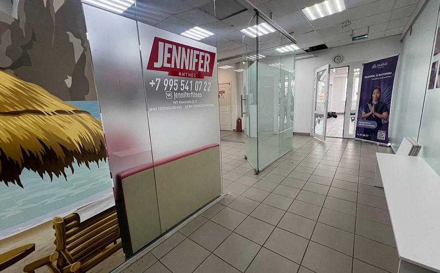 Торговые/офисные помещения, 600-1200 м²  в Торговом центре. фото