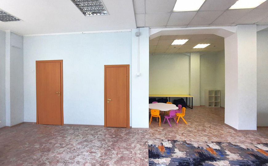 Продам офисное помещение, 301 м² фото