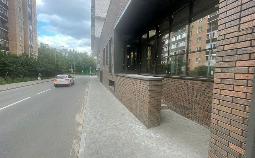 Фитнес центр с бассейном в ЖК Liberty 747,7 м.кв. фото