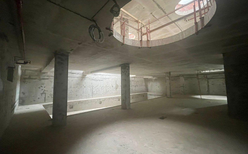 Фитнес центр с бассейном в ЖК Liberty 747,7 м.кв. фото