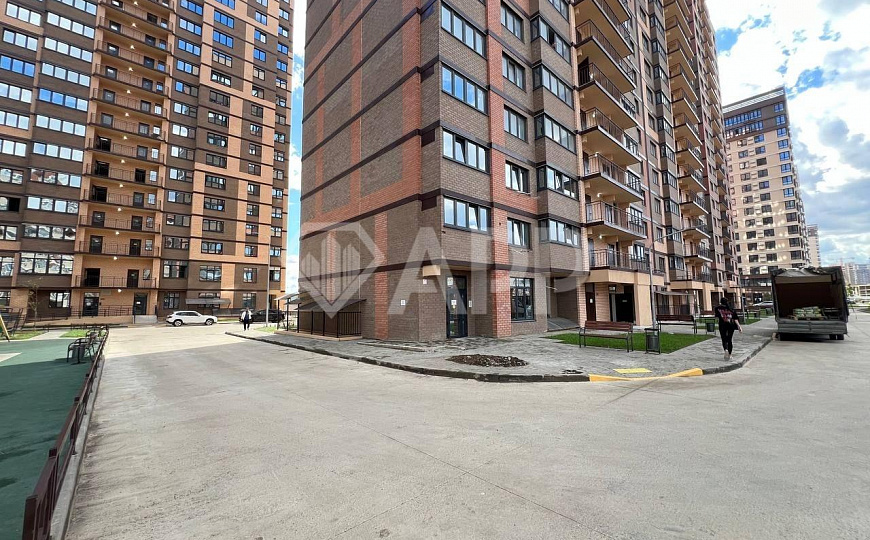 Продаю торговое помещение, 35,56 м² фото