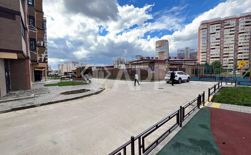 Продаю торговое помещение, 35,56 м² фото