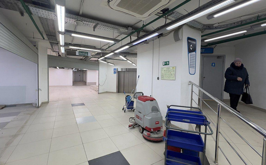 Помещение в крупном ТЦ от 100 до  880 кв.м. фото