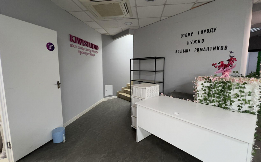 Сдам остров, 15 м² в оживленном торговом центре  фото