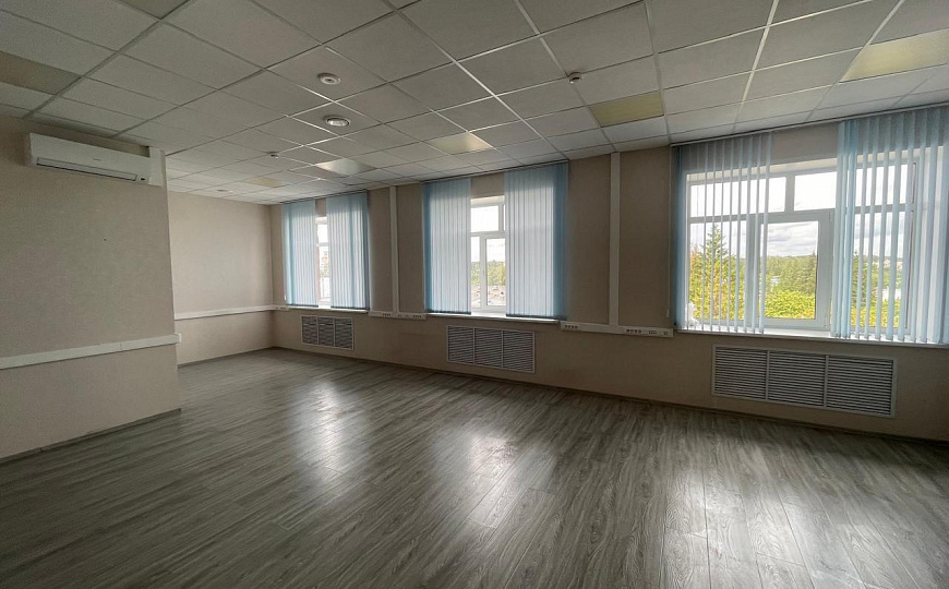 Сдам помещение свободного назначения, 755 м² фото