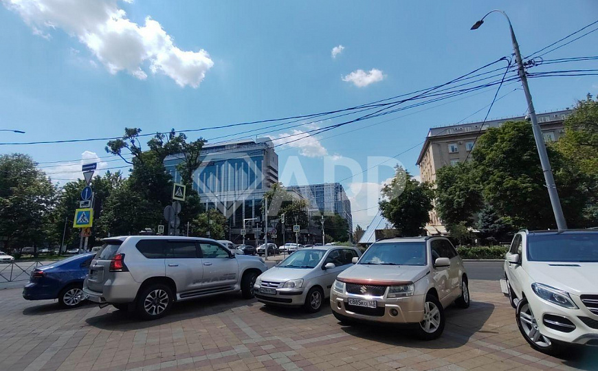 Сдаю торговое помещение, 100 м² фото