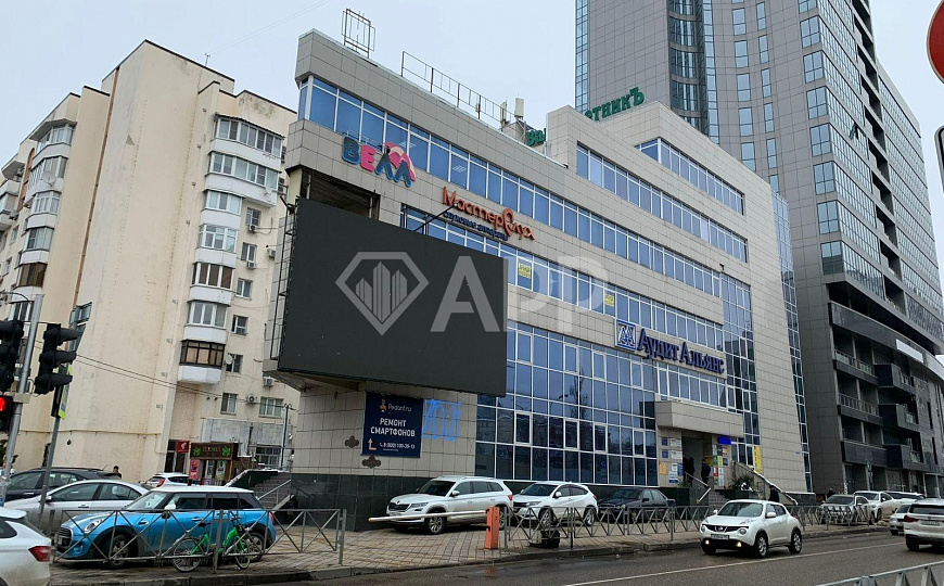 Сдаю торговое помещение, 100 м² фото