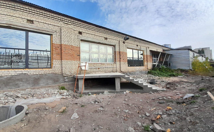 Набережная, 830 м² фото
