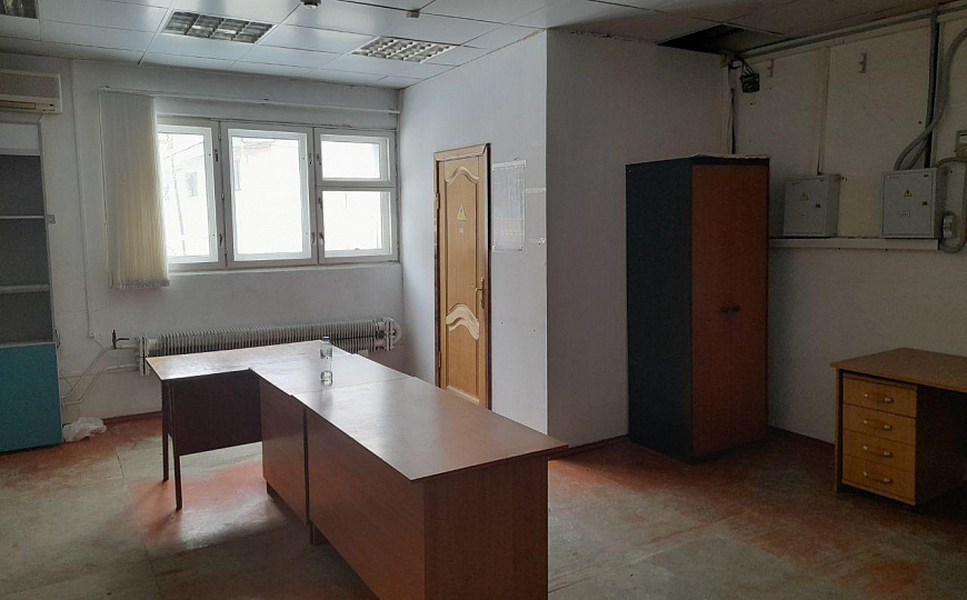 Набережная, 830 м² фото