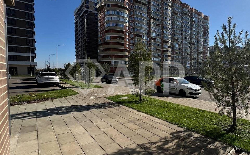 Сдаю торговое помещение, 32 м² фото