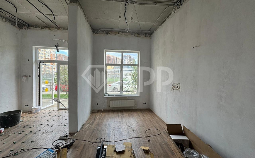 Сдаю торговое помещение, 32 м² фото