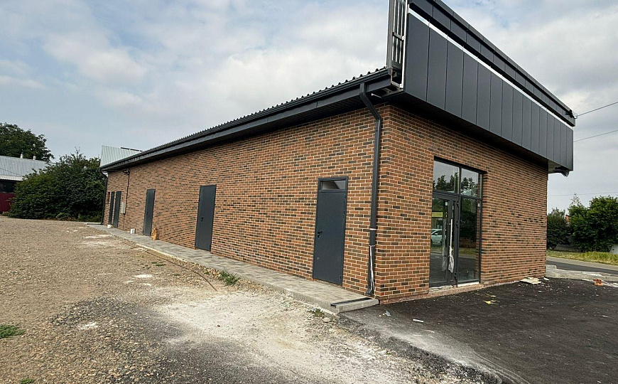 Сдам отдельно стоящее здание общей площадью 342 м² фото