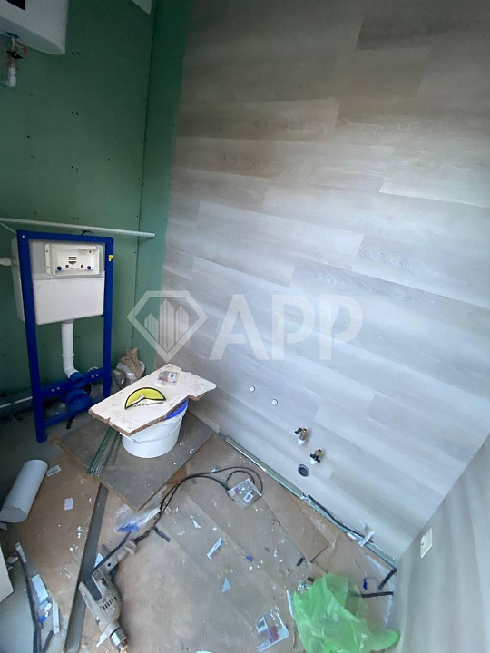 Сдаю торговое помещение 28.5 м² на первой линии Мамадышского тракта фото