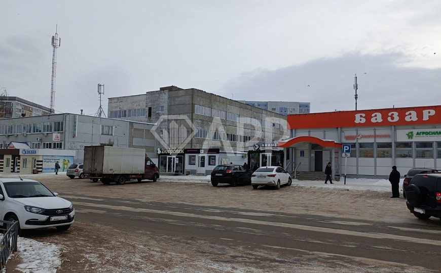 Продам ТЦ в центре Камских полян фото