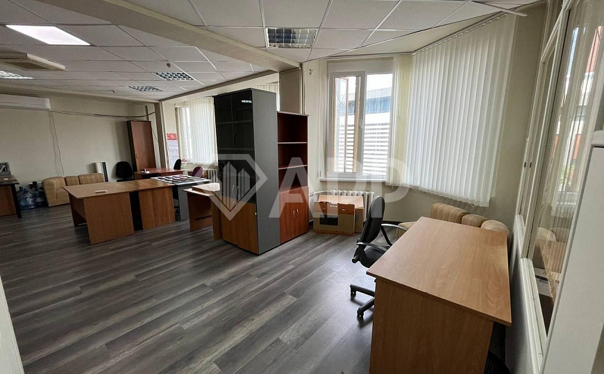 Офис. Садовая . Центр . 76.5м2. фото