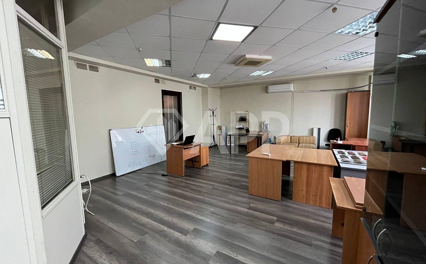 Офис. Садовая . Центр . 76.5м2. фото