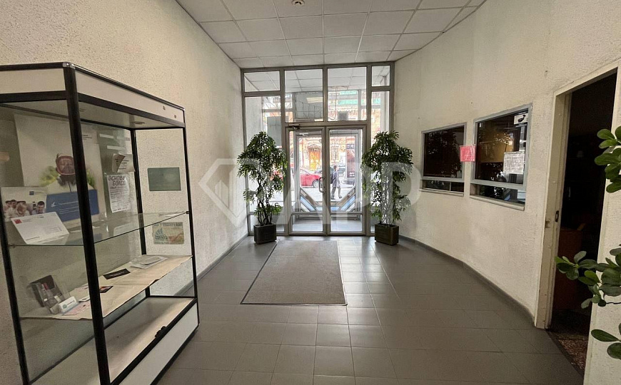 Офис. Садовая . Центр . 76.5м2. фото