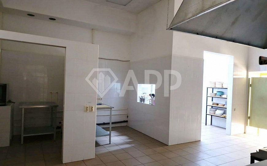 Помещение свободного назначения (кафе,ресторан) фото