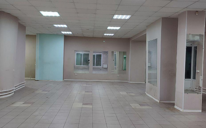 Продаётся Коммерческая недвижимость 170.4 кв фото