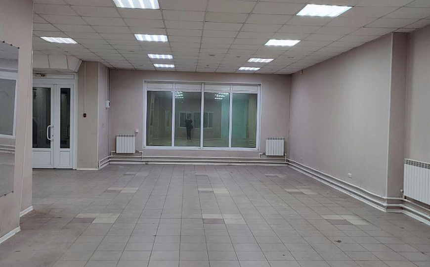 Продаётся Коммерческая недвижимость 170.4 кв фото