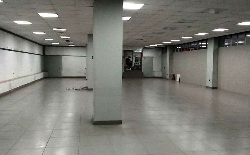 Помещение в торговом центре Привоз, 315 м² фото