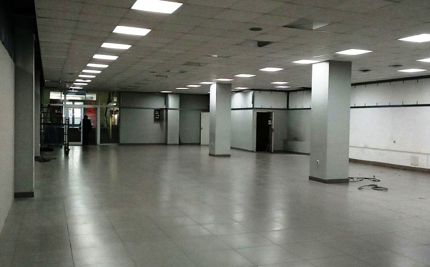 Помещение в торговом центре Привоз, 315 м² фото