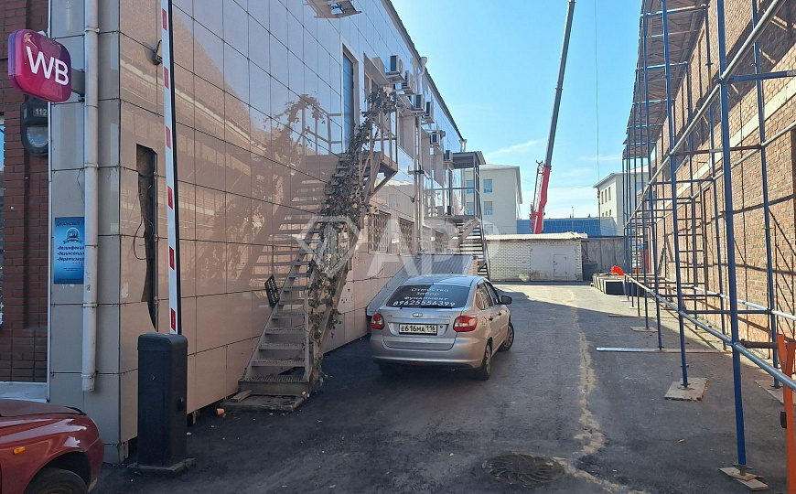 Продам помещение в цоколе в центре(ГАБ), 377,6м² фото